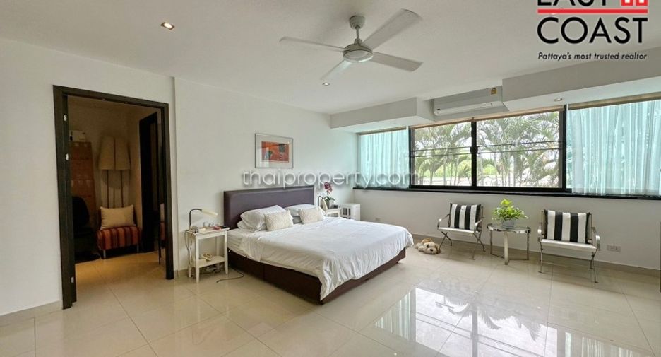 For sale 2 ベッドルーム condo in Bang Lamung, Chonburi