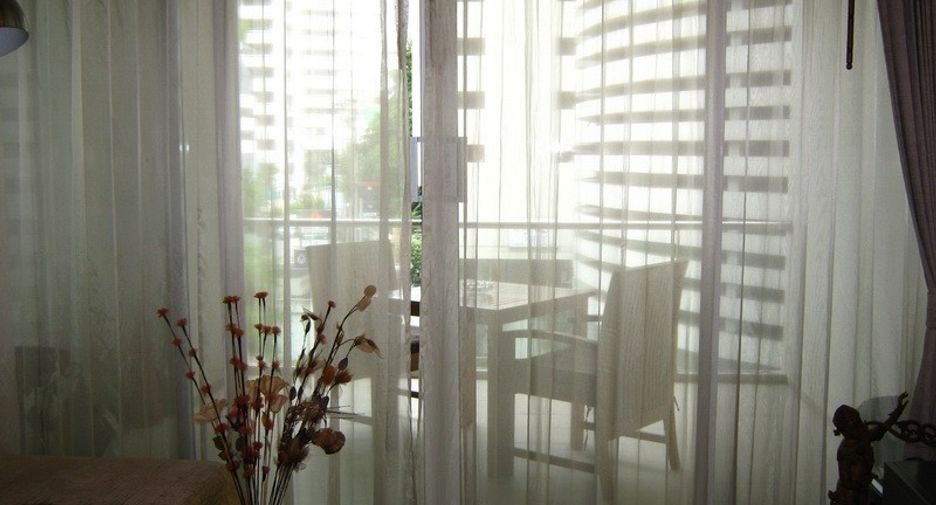 For rent 3 Beds condo in Khlong Toei, Bangkok