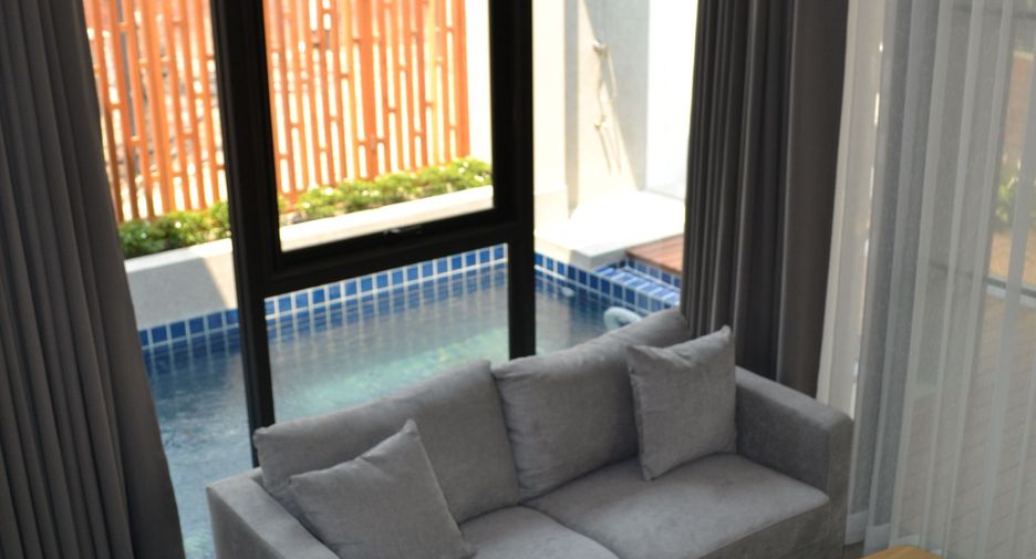 For sale 4 bed villa in Saraphi, Chiang Mai