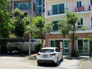 For Rent 3 Bedroom Townhouse In Mueang Chiang Mai
