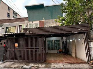 For sale 2 bed house in Din Daeng, Bangkok