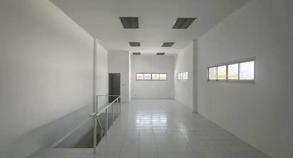 出租 仓库 在 Khlong Luang, Pathum Thani