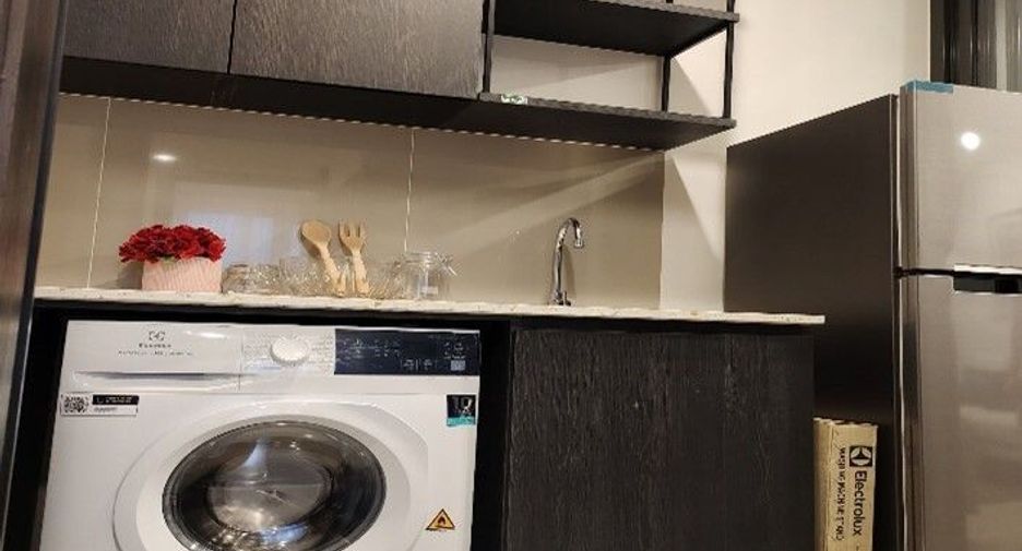 For rent 1 bed condo in Huai Khwang, Bangkok