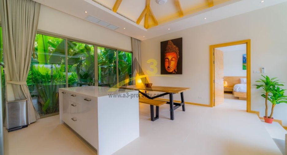 Villa en alquiler y en venta de 3 habitaciones en Mueang Phuket, Phuket