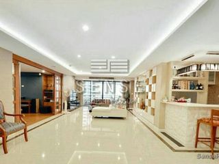 For rent 4 bed condo in Khlong Toei, Bangkok
