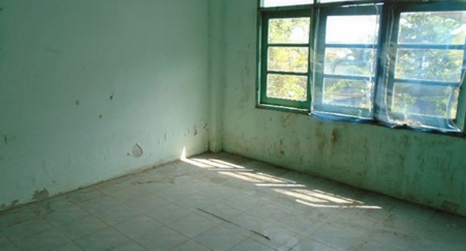 For sale スタジオ apartment in Krathum Baen, Samut Sakhon