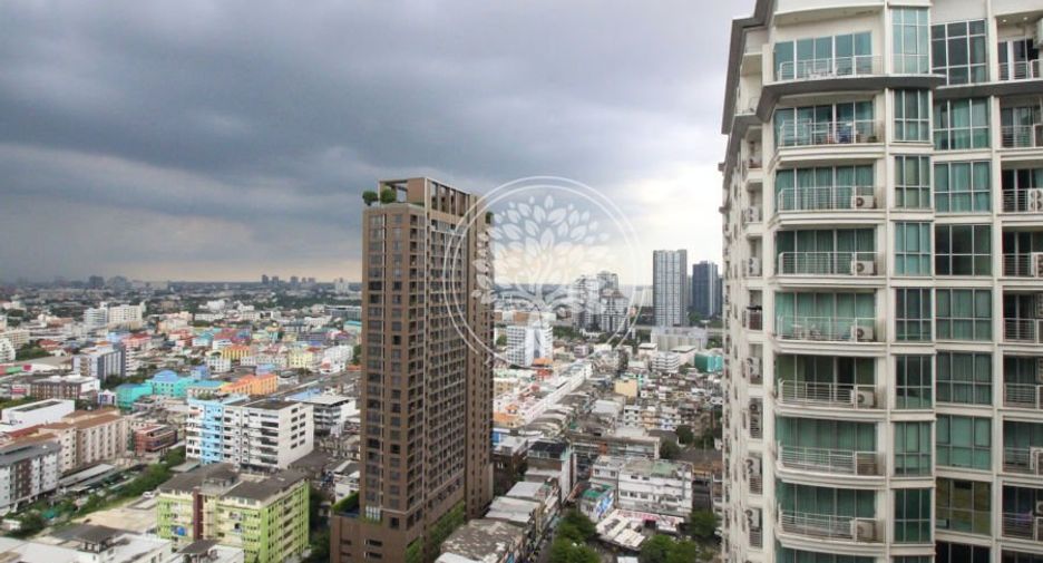 For rent and for sale 2 bedrooms condo in Khlong Toei, Bangkok