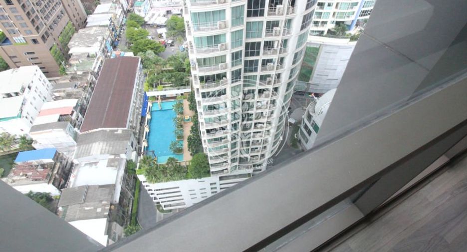 For rent and for sale 2 bedrooms condo in Khlong Toei, Bangkok