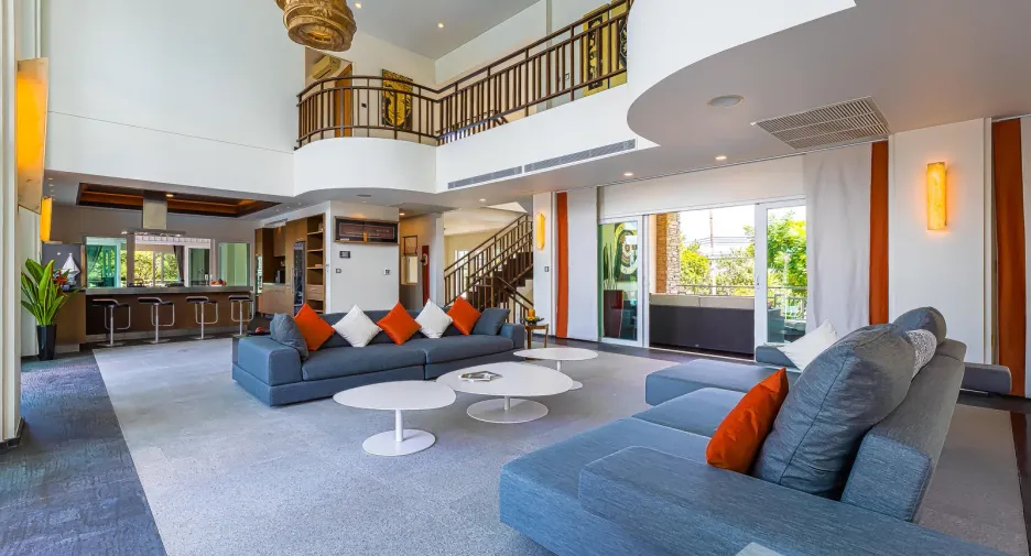 For sale 9 Beds villa in Cha Am, Phetchaburi