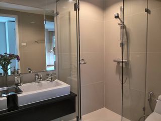 For sale 5 Beds condo in Huai Khwang, Bangkok