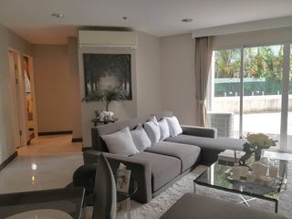 For sale 5 Beds condo in Huai Khwang, Bangkok