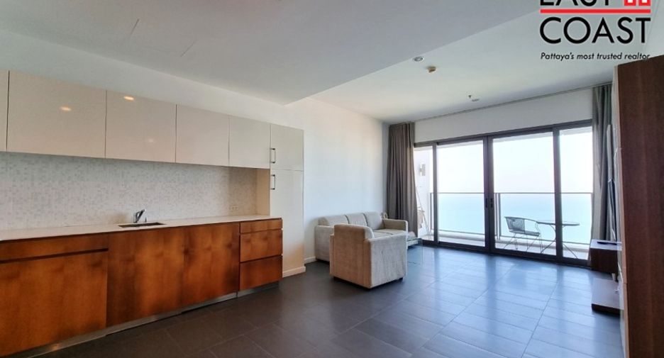 For rent 2 bedrooms condo in North Pattaya, Pattaya