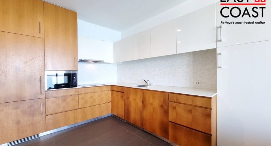 For rent 2 bedrooms condo in North Pattaya, Pattaya