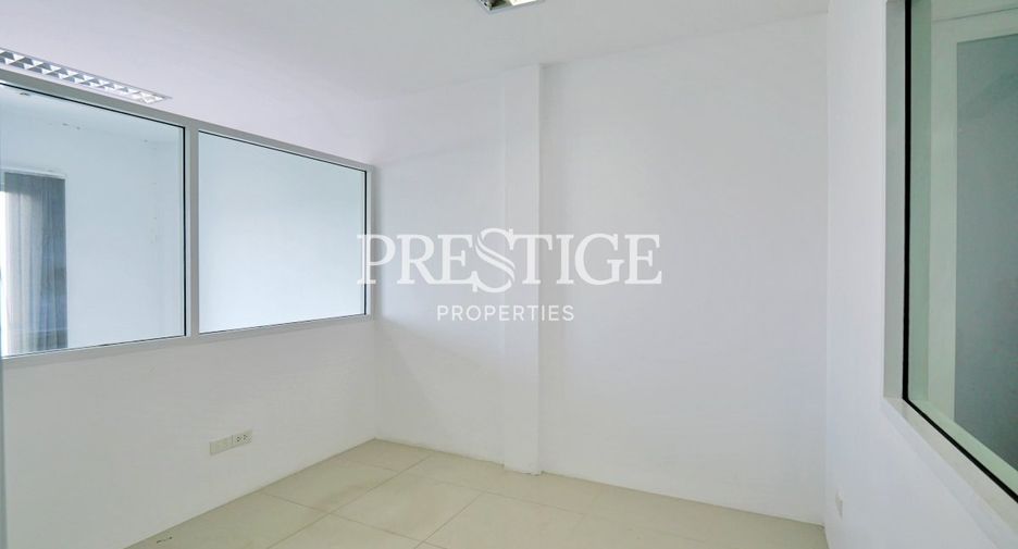 For rent 13 Beds retail Space in South Pattaya, Pattaya