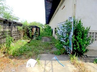 À vendre entrepôt à Nong Khaem, Bangkok