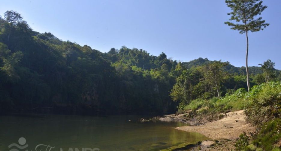 Terreno en venta en Thong Pha Phum, Kanchanaburi