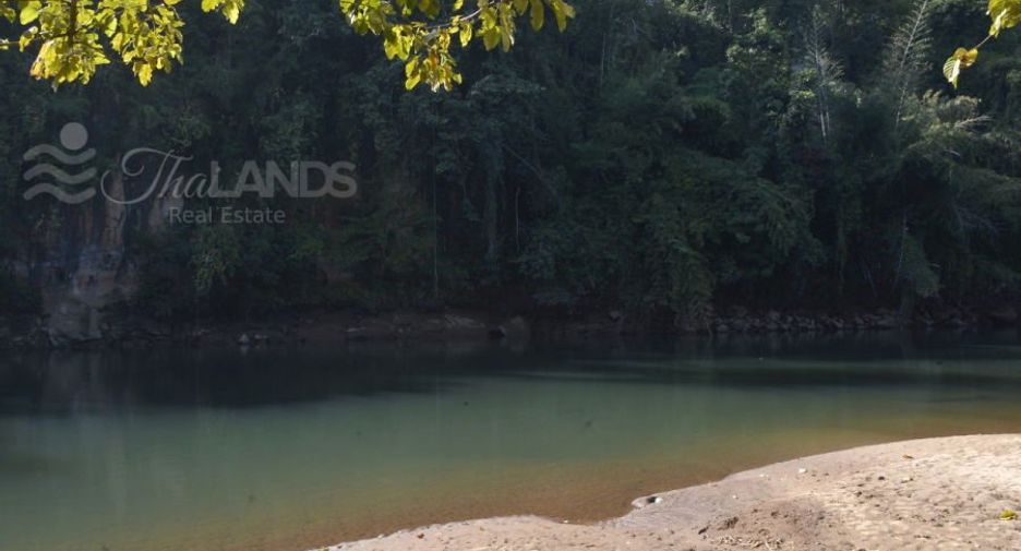 Terreno en venta en Thong Pha Phum, Kanchanaburi