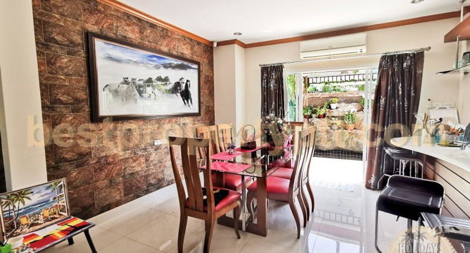 For sale 4 bedrooms villa in Bang Lamung, Chonburi