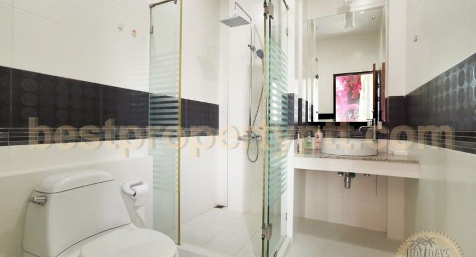 For sale 4 bedrooms villa in Bang Lamung, Chonburi