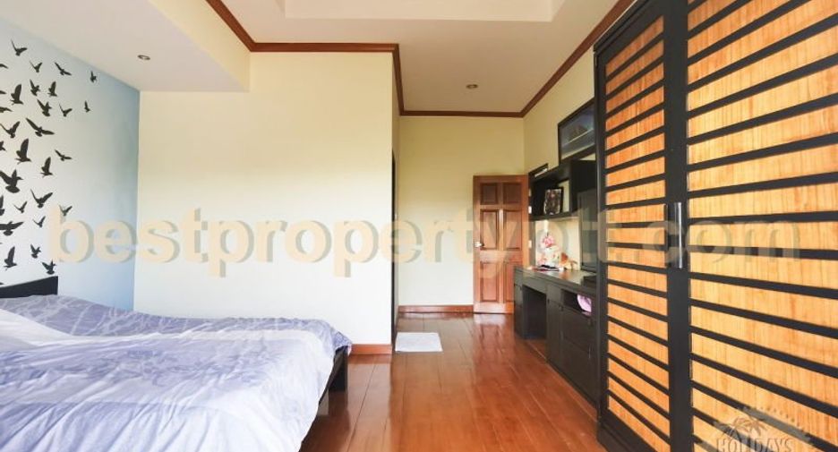 For sale 4 bedrooms villa in Bang Lamung, Chonburi
