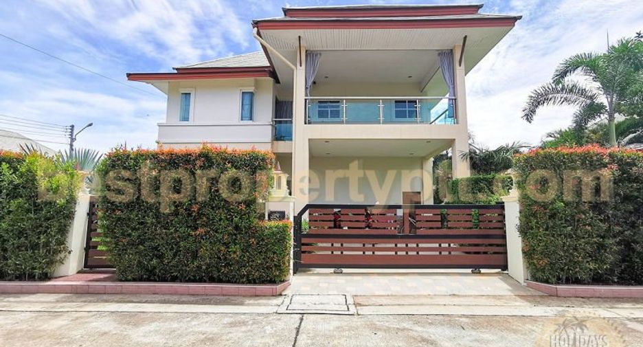 For sale 4 bedrooms villa in Bang Lamung, Chonburi