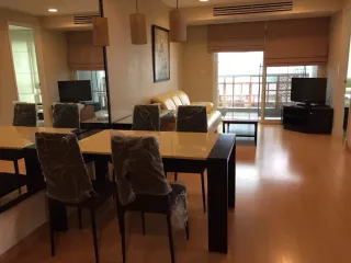 ขาย 2 ห้องนอน คอนโด ใน สาทร, กรุงเทพฯ