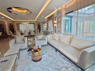 For rent 4 ベッドルーム house in Phra Nakhon, Bangkok