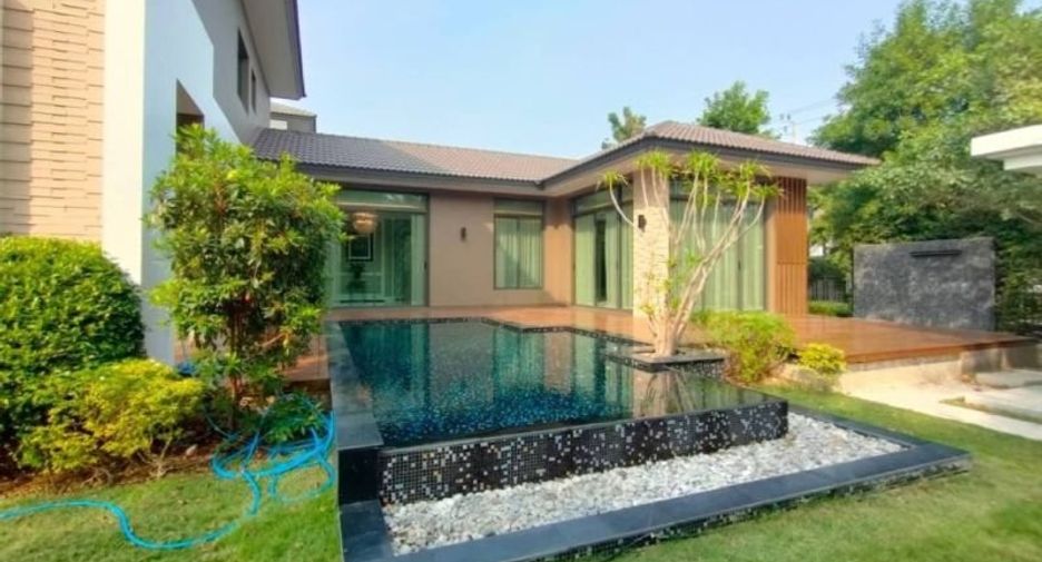 For rent 4 ベッドルーム house in Phra Nakhon, Bangkok