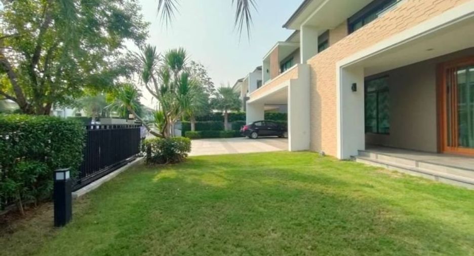 For rent 4 ベッドルーム house in Phra Nakhon, Bangkok