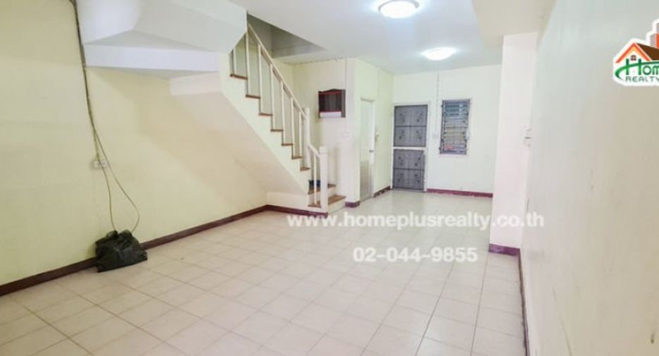 Casa adosada en venta de 2 habitaciones en Khlong Luang, Pathum Thani