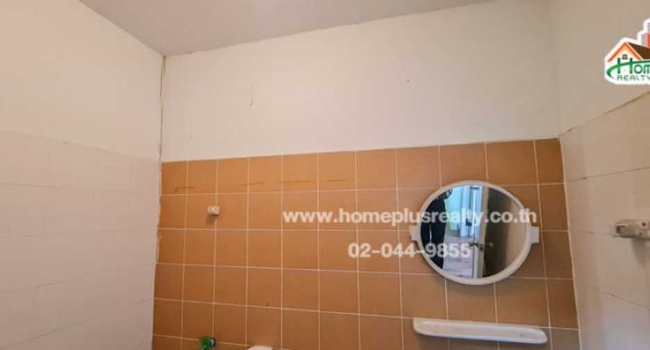 Casa adosada en venta de 2 habitaciones en Khlong Luang, Pathum Thani