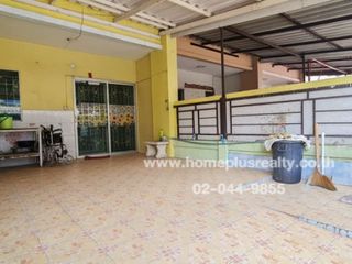 For sale 2 bedrooms townhouse in Khlong Luang, Pathum Thani