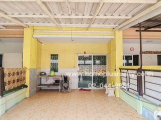 For sale 2 bedrooms townhouse in Khlong Luang, Pathum Thani