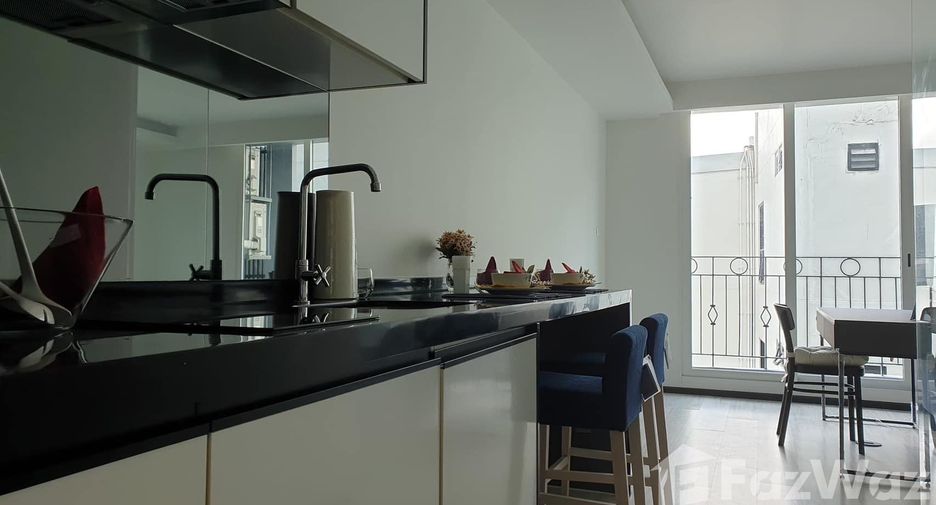 For sale studio condo in Phaya Thai, Bangkok