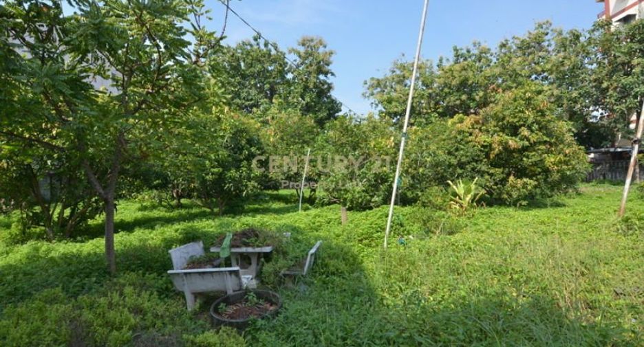 For sale land in Din Daeng, Bangkok