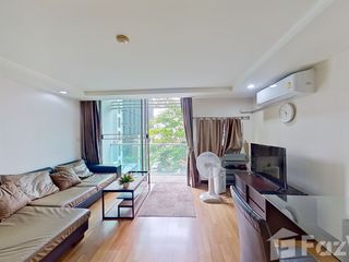 For rent 3 Beds condo in Din Daeng, Bangkok