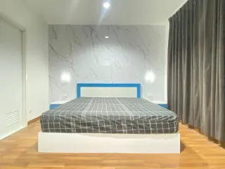 For sale 3 bed townhouse in Suan Luang, Bangkok