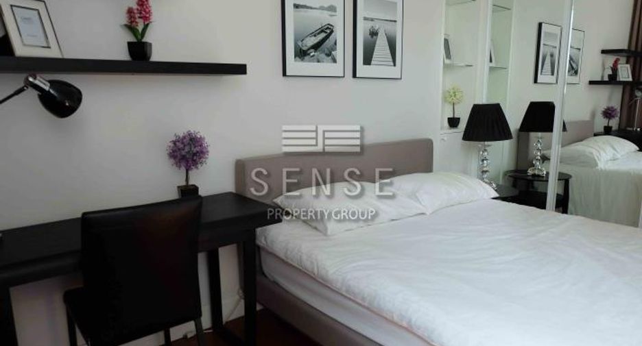 For rent 2 bedrooms condo in Pathum Wan, Bangkok