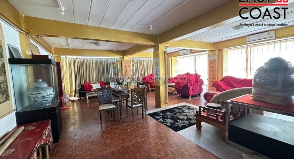 For sale retail Space in Bang Lamung, Chonburi