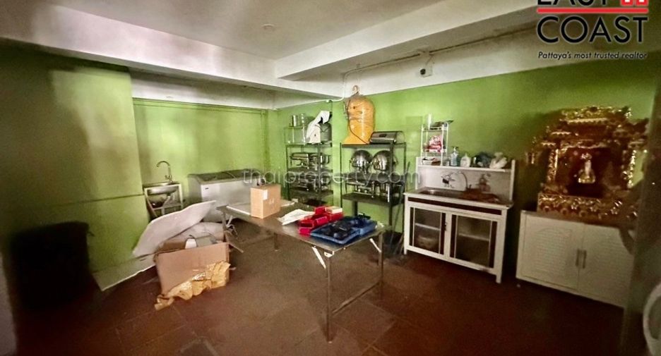 For sale retail Space in Bang Lamung, Chonburi