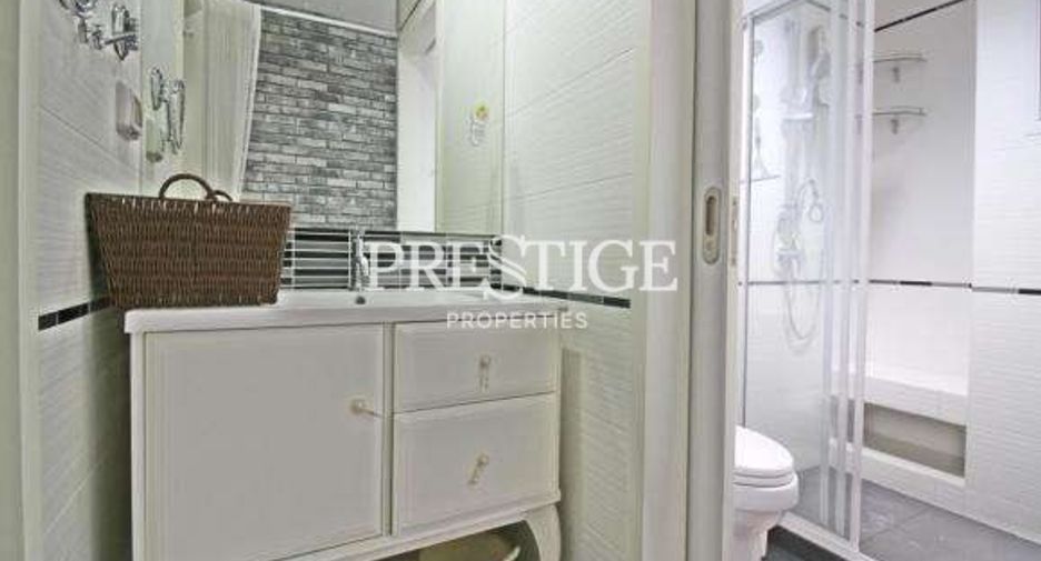 For sale 2 bedrooms condo in Central Pattaya, Pattaya