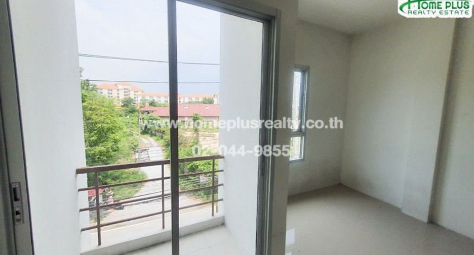 Продажа 3 спальни торговое помещение в Mueang Chon Buri, Чонбури