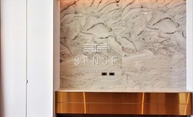 For rent 2 bedrooms condo in Pathum Wan, Bangkok