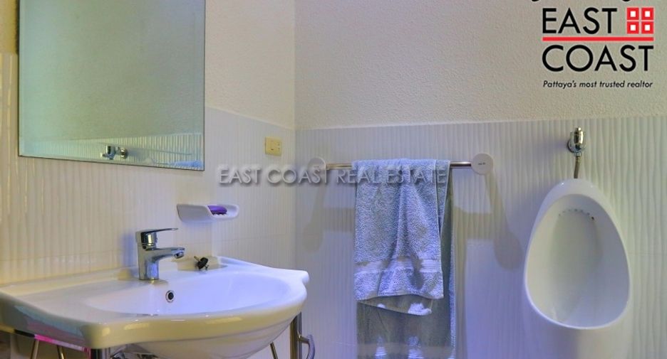 For rent and for sale 4 bedrooms house in Bang Lamung, Chonburi