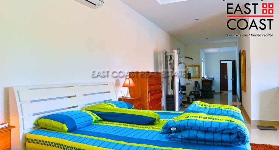 For rent and for sale 4 bedrooms house in Bang Lamung, Chonburi