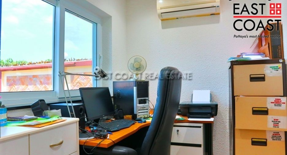 For rent and for sale 4 bedrooms house in Bang Lamung, Chonburi