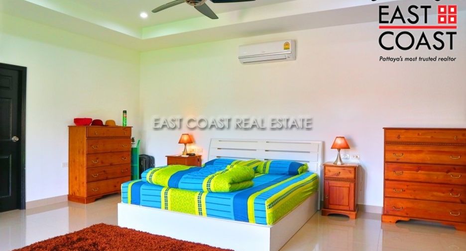 For rent and for sale 4 bedrooms house in Bang Lamung, Chonburi
