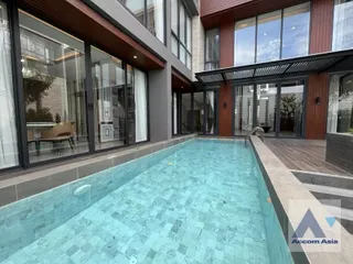 For rent and for sale 5 bed house in Bang Rak, Bangkok