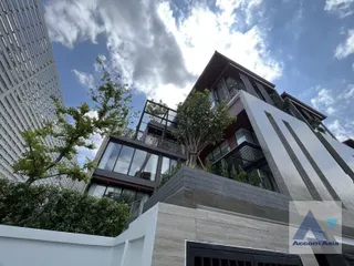 For rent そして for sale 5 Beds house in Bang Rak, Bangkok