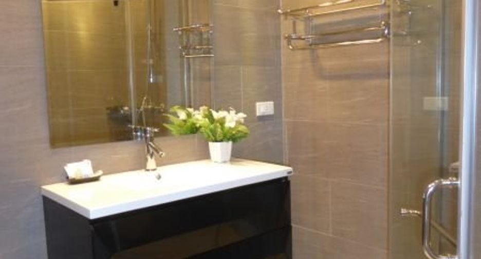 Reihenhaus zur Miete und zum Kauf mit 2 Zimmer in Mueang Rayong, Rayong